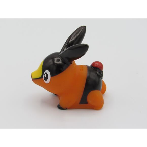 Tepig Pokemon Action Figure Nintendo Plug Bottom Figurine 1.5 Inches Unova - Picture 4 of 12